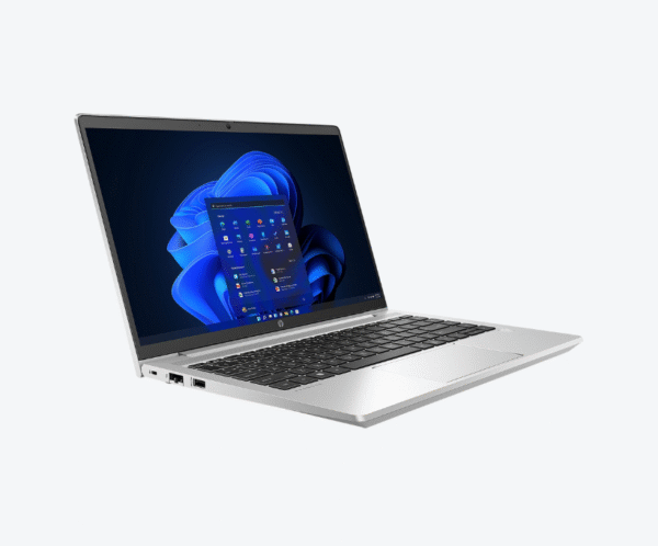HP EliteBook 645 G - 14" FHD IPS, R5 PRO 5675U, 16GB RAM, 256 GB SSD M.2 PCIe - (Reacondicionado)